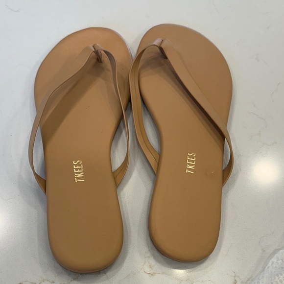 TKEES Elegant Tan Women's Sandals - Picture 1 of 4